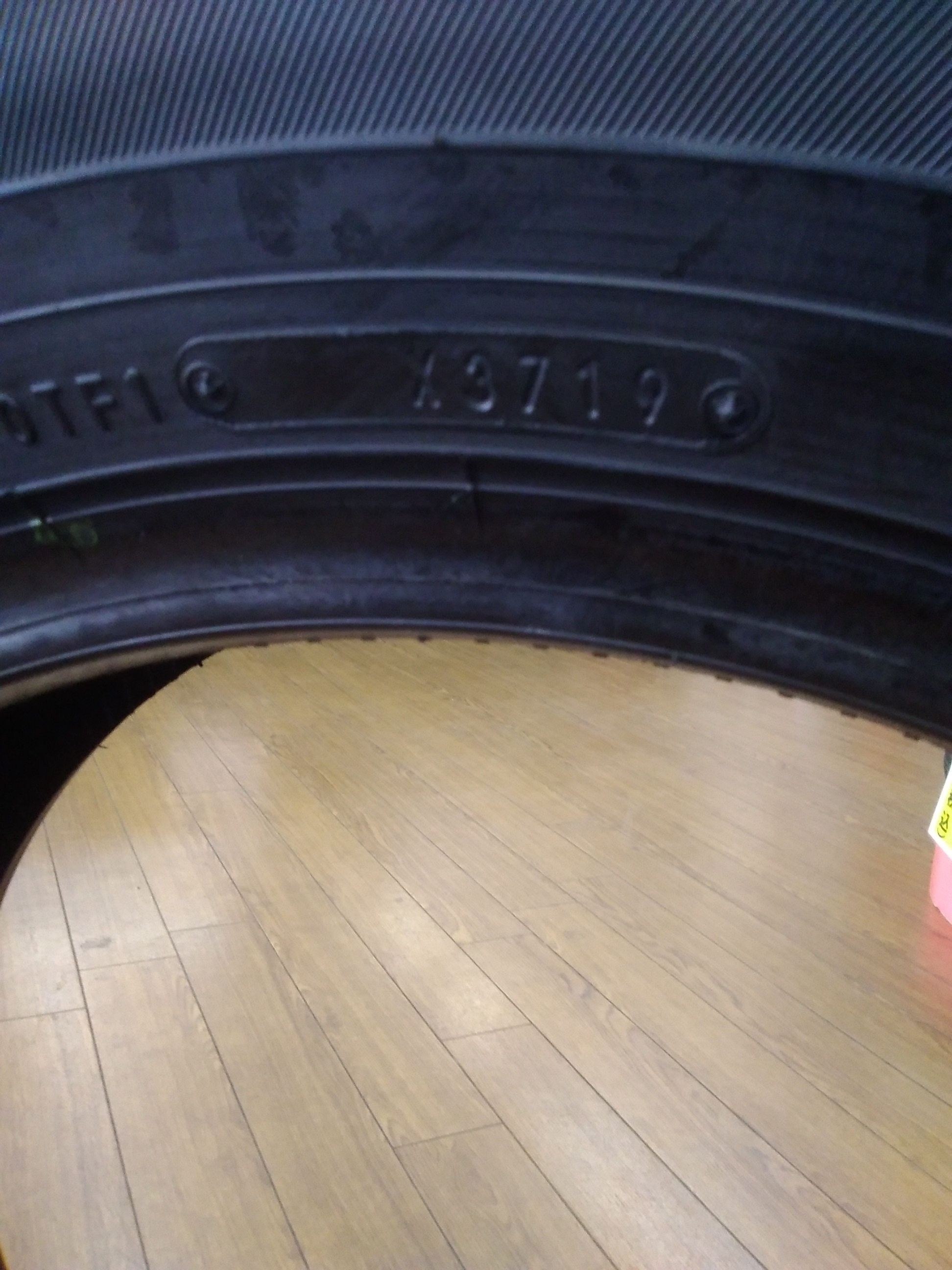 215/60R16スーパーアウトレットセール！｜タイヤ市場宇都宮南店